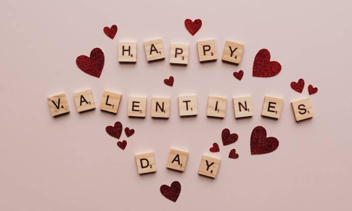 Die Geschichte und Bedeutung des Valentinstags: Für Singles und Paare